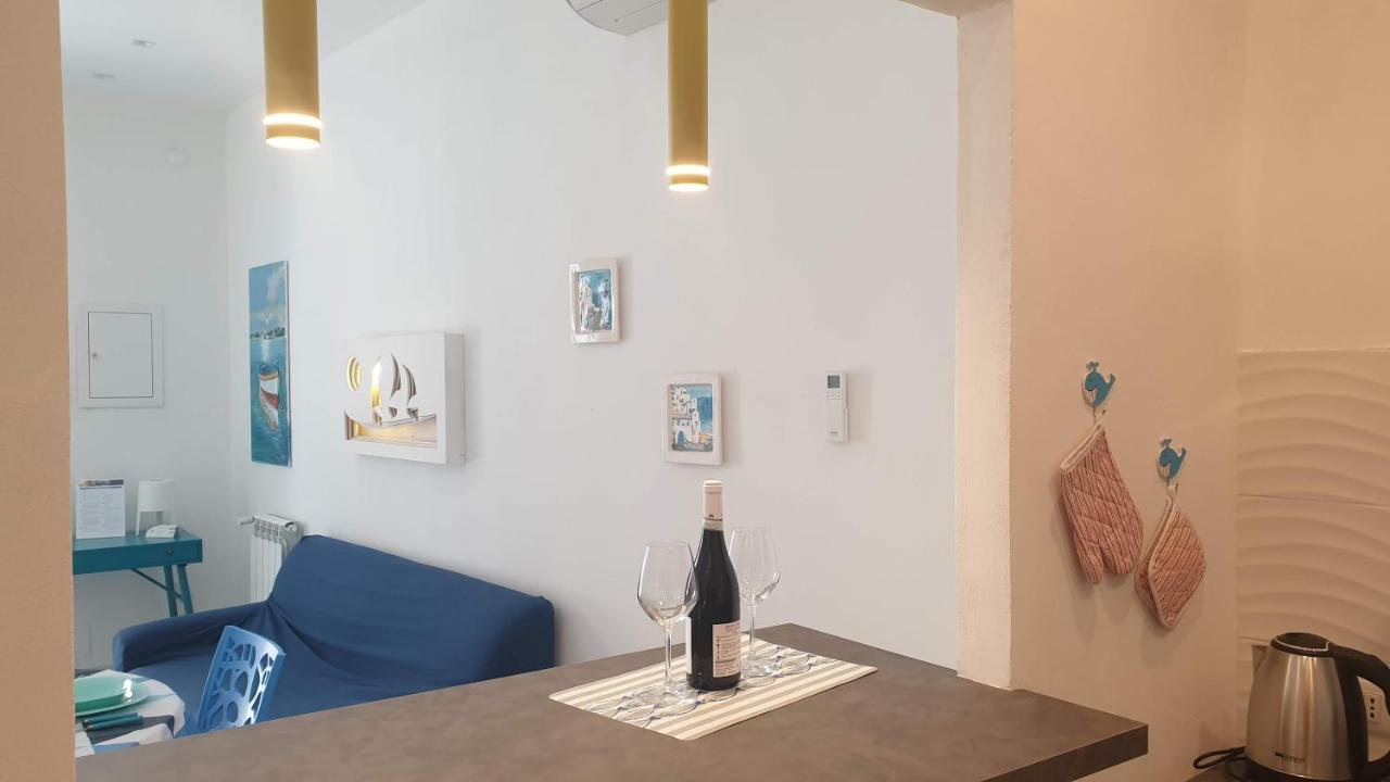 Mami Holiday House 카스텔라마레델골포 외부 사진