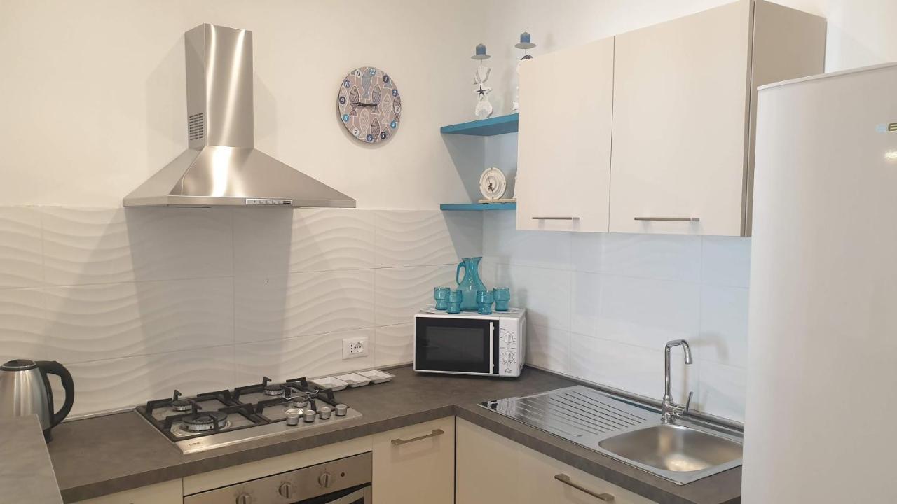 Mami Holiday House 카스텔라마레델골포 외부 사진