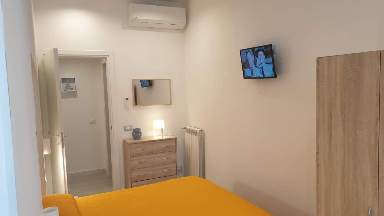 Mami Holiday House 카스텔라마레델골포 외부 사진