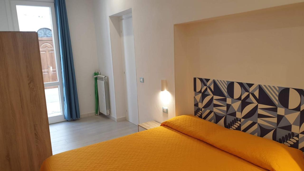 Mami Holiday House 카스텔라마레델골포 외부 사진